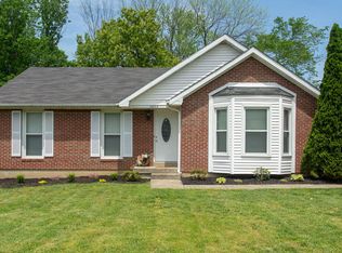 10009 Lauralynn Ct, Jeffersontown, KY 40299