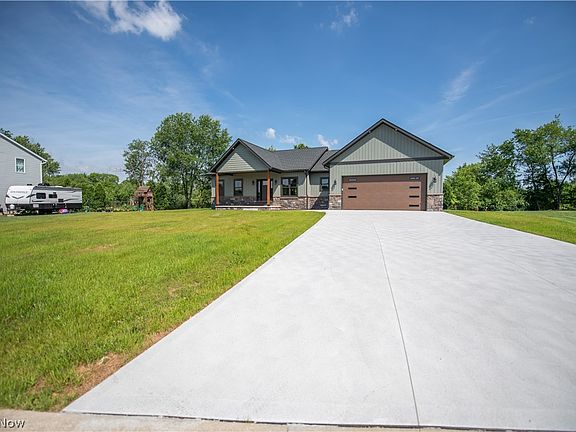 2nd image of 453 Shane Ave