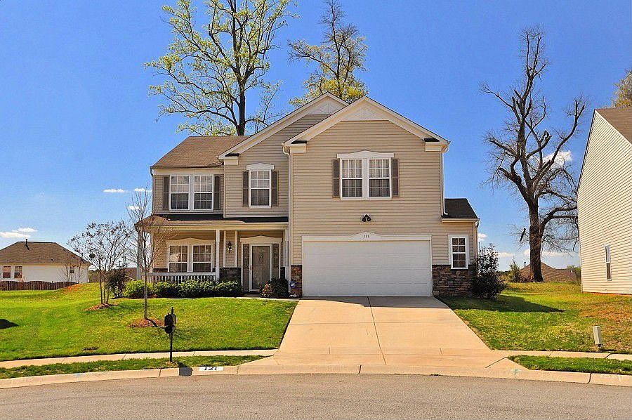 1st image of 121 Hayden Ct