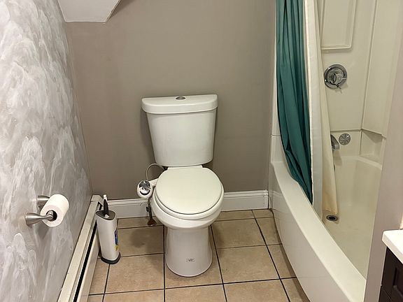 5th image of 506 Washington St Floor 3