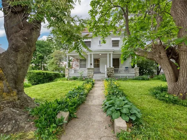 3701 Wyandotte St, Kansas City, MO 64111