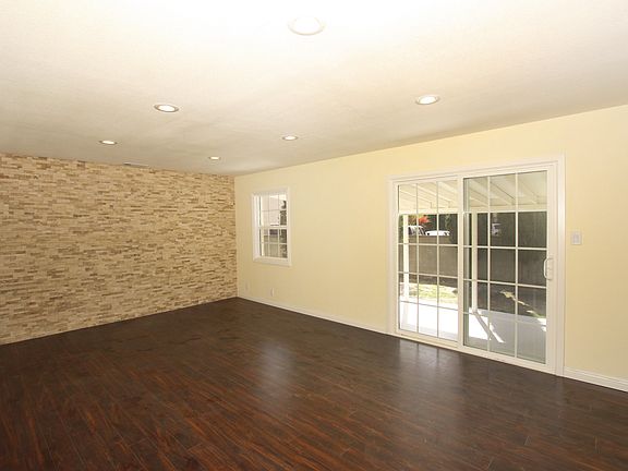 3rd image of 13864 Lubican St