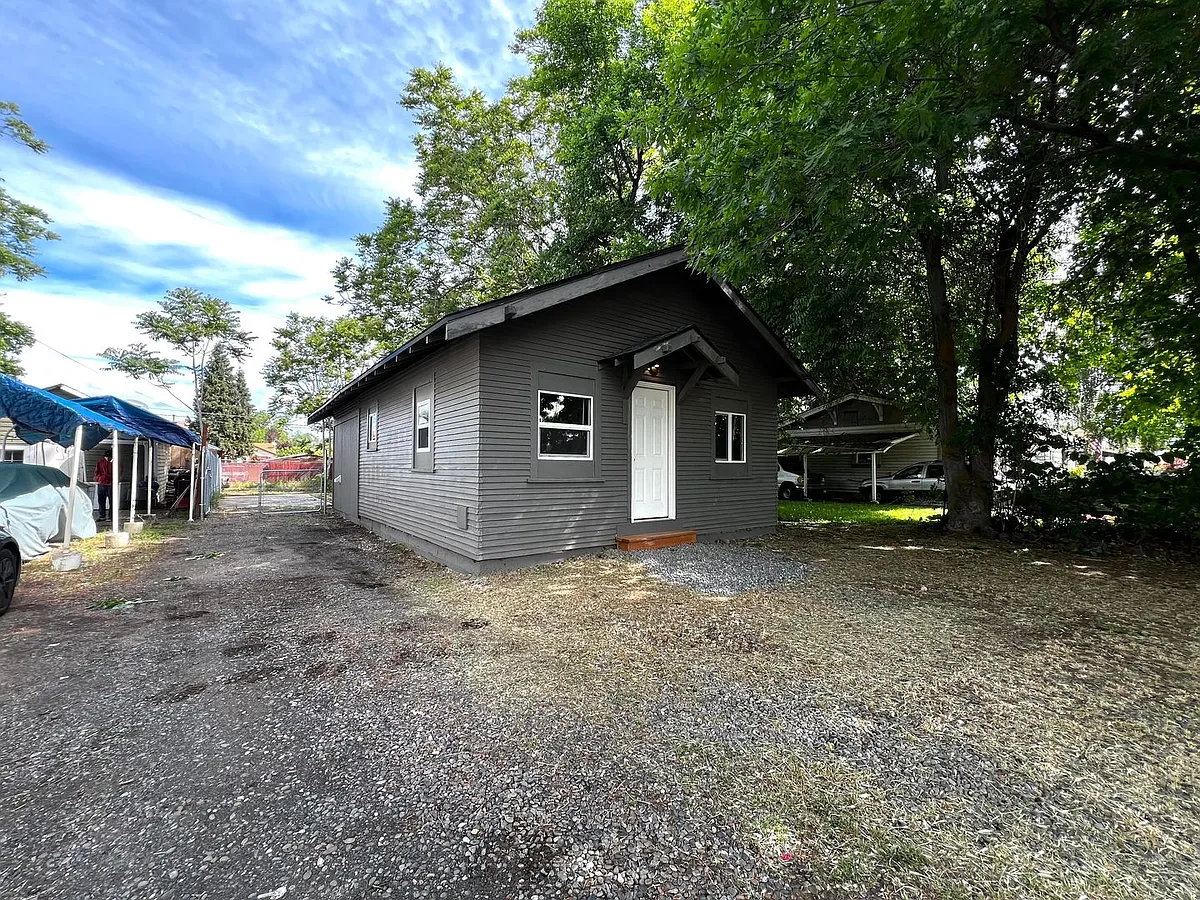 Building Photo - 1521 Garfield Ave