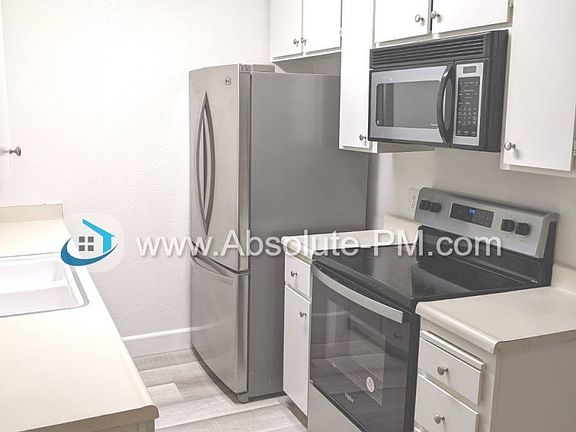 4th image of 9151 Newhall Dr APT 116