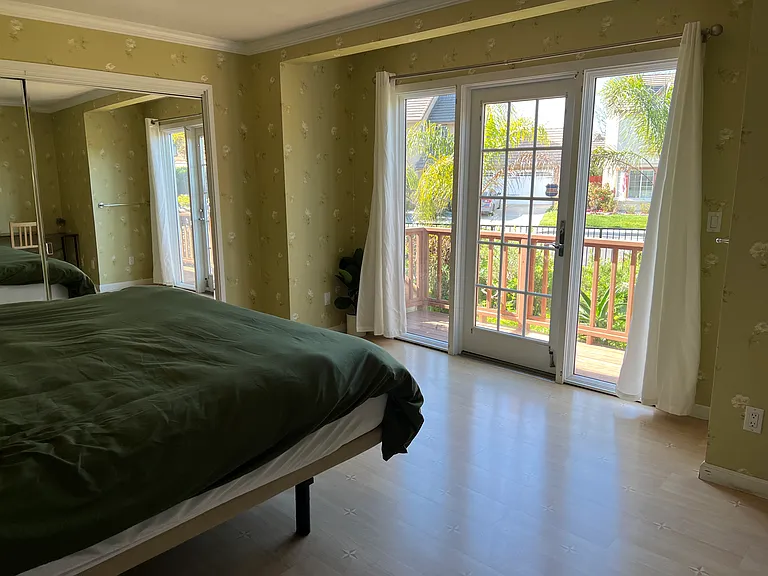 2120 Doxey Dr — Photo 3
