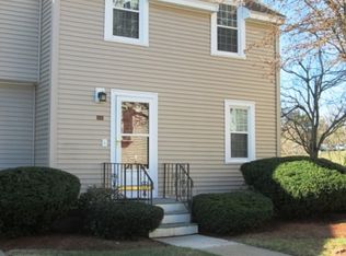 10 Sundown Dr UNIT D, Derry, NH 03038