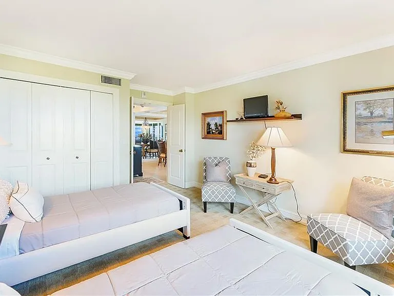 4005 Gulf Shore Blvd N #607 — Photo 16