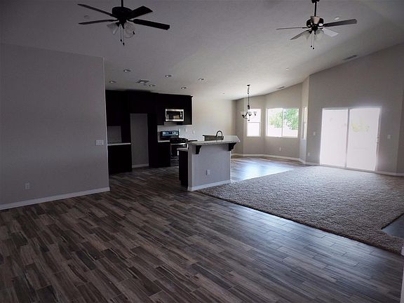 3rd image of 12745 Autumn Leaves Ave