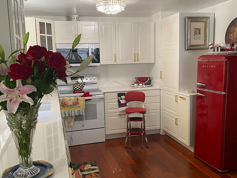 426 Balboa Ave — Photo 4