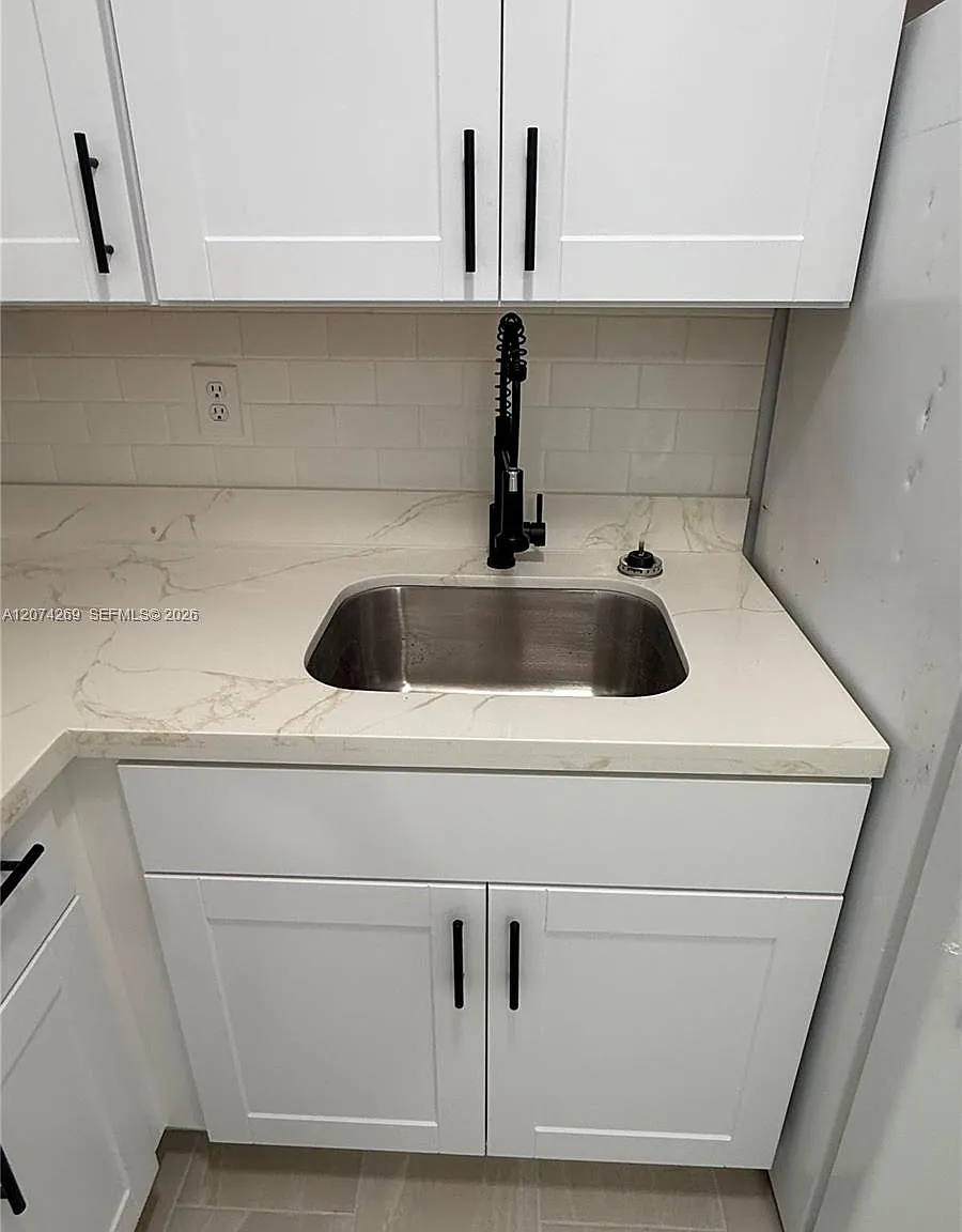 Palmview Condominium Apar — Photo 3