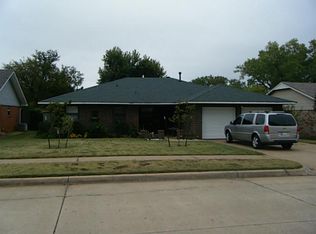 1308 N Lincoln Ave, Moore, OK 73160
