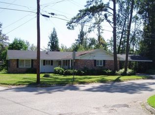 201 Pine Forest Dr, Brewton, AL 36426