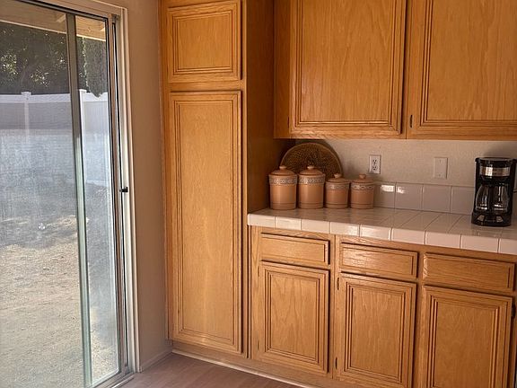4th image of 12481 Pacoima Rd