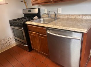 6935 Dexter St #B, Commerce City, CO 80022