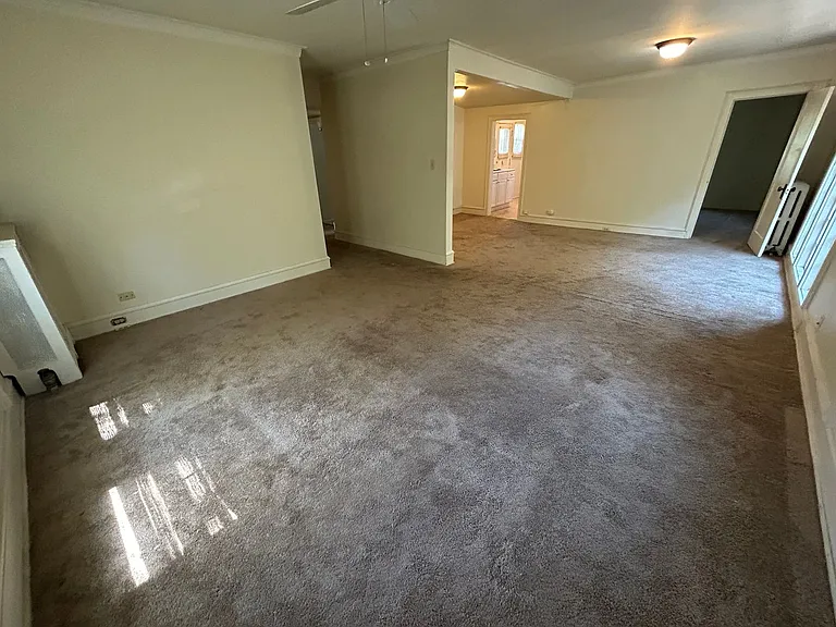 2114 E Woodstock Pl — Photo 11