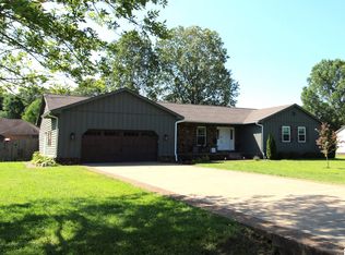 130 Fantacy Ln, Paducah, KY 42003