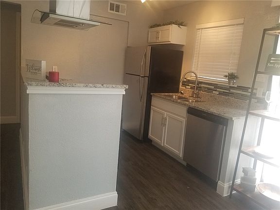 3rd image of 6509 Berkman Dr APT 116