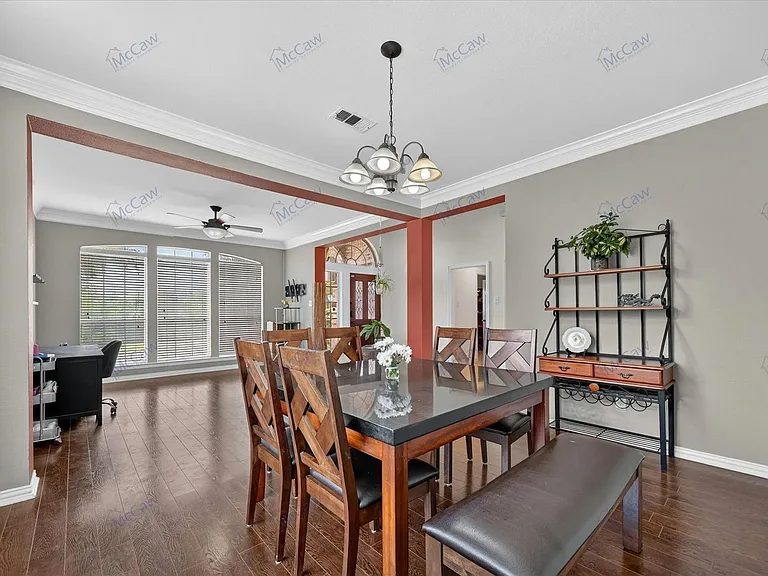 2061 Le Mans Dr — Photo 14