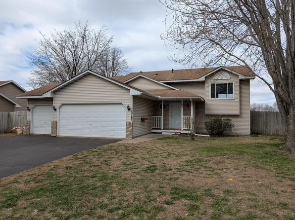 13742 Underclift St NW, Andover, MN 55304