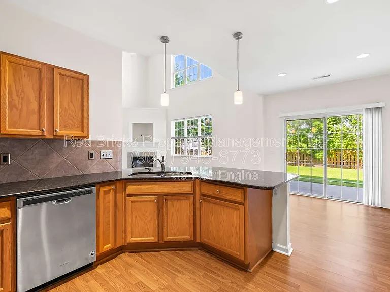 17320 Brightstone Ct — Photo 16