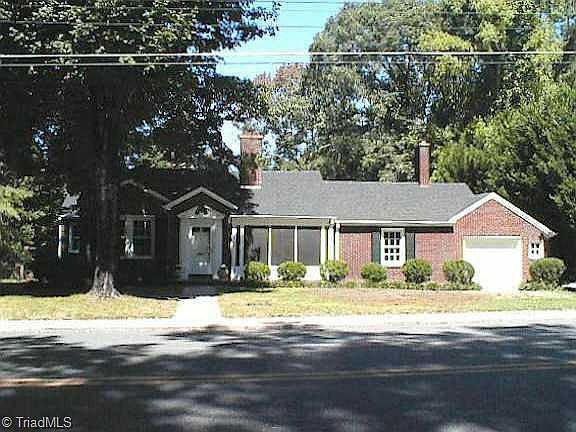 1st image of 212 NW Grace St