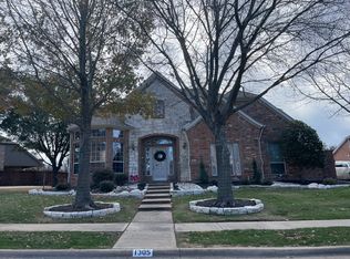1305 Grayhawk Dr, Mansfield, TX 76063