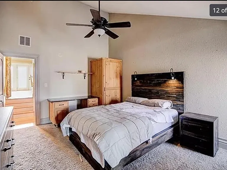 1st bedroom