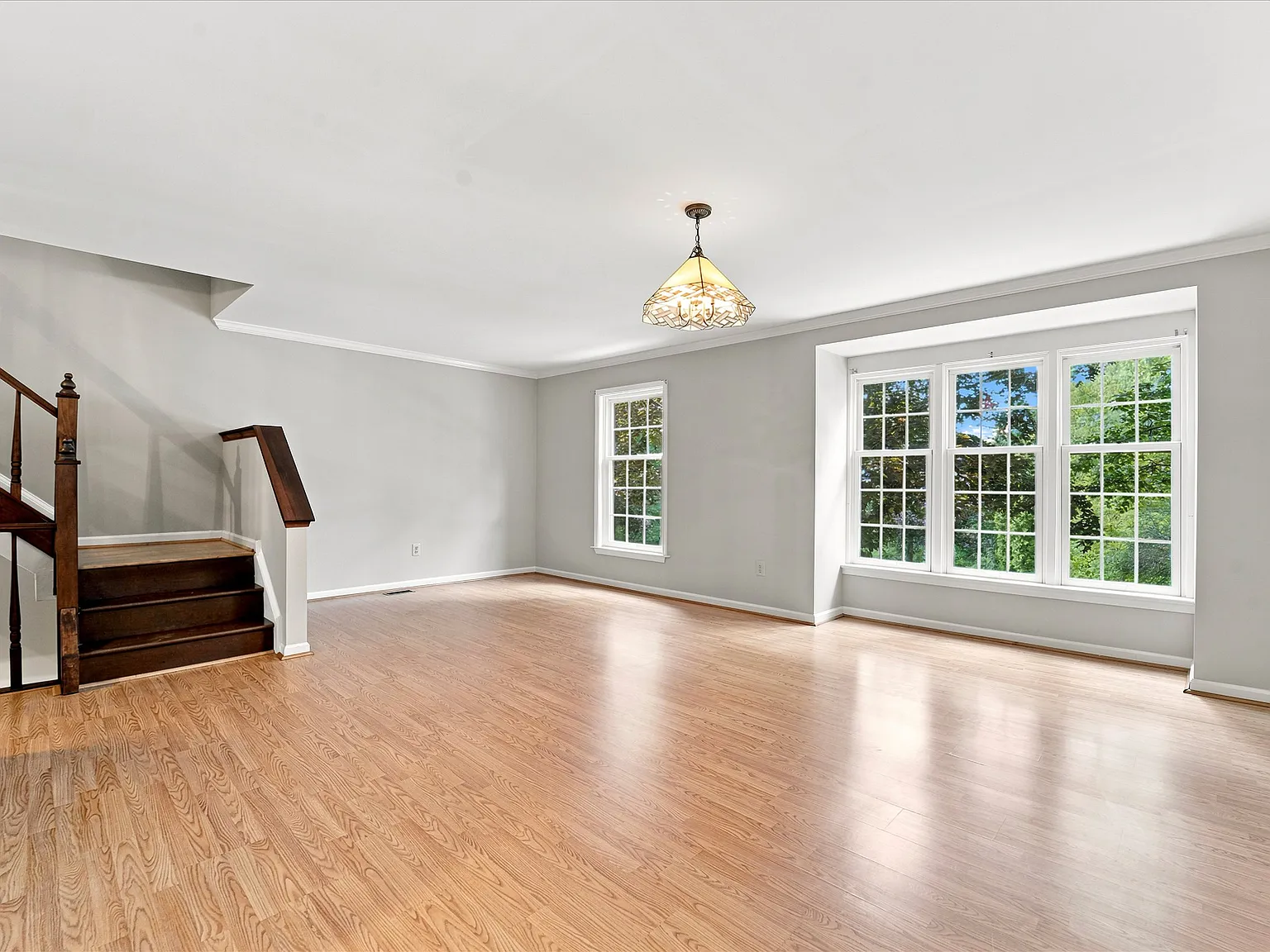 3 bed, 2078 sqft, $3,400 — Photo 2