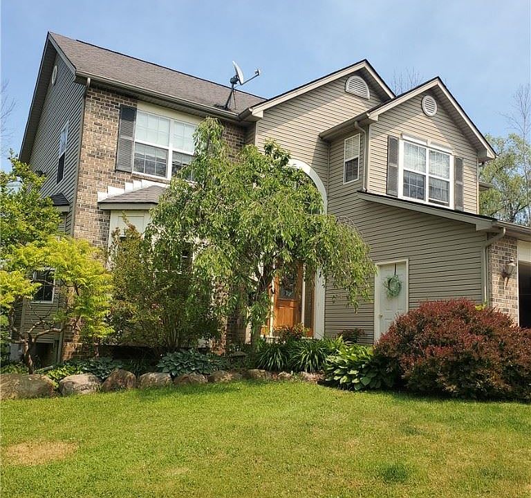 1st image of 7714 W Ridge Rd