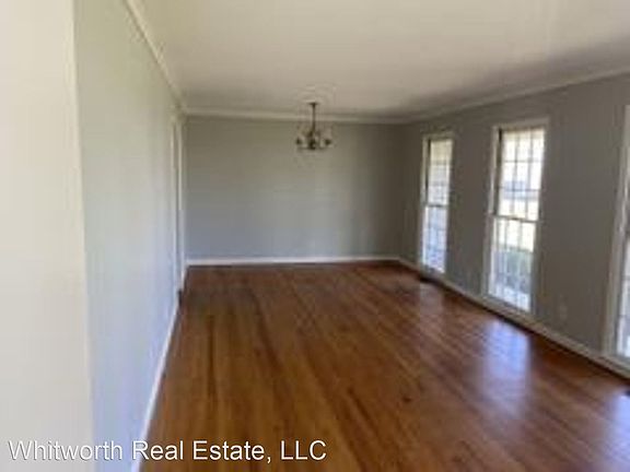 4th image of 3808 3rd Ave E