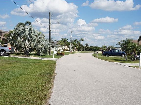4th image of 7367 Satsuma Dr