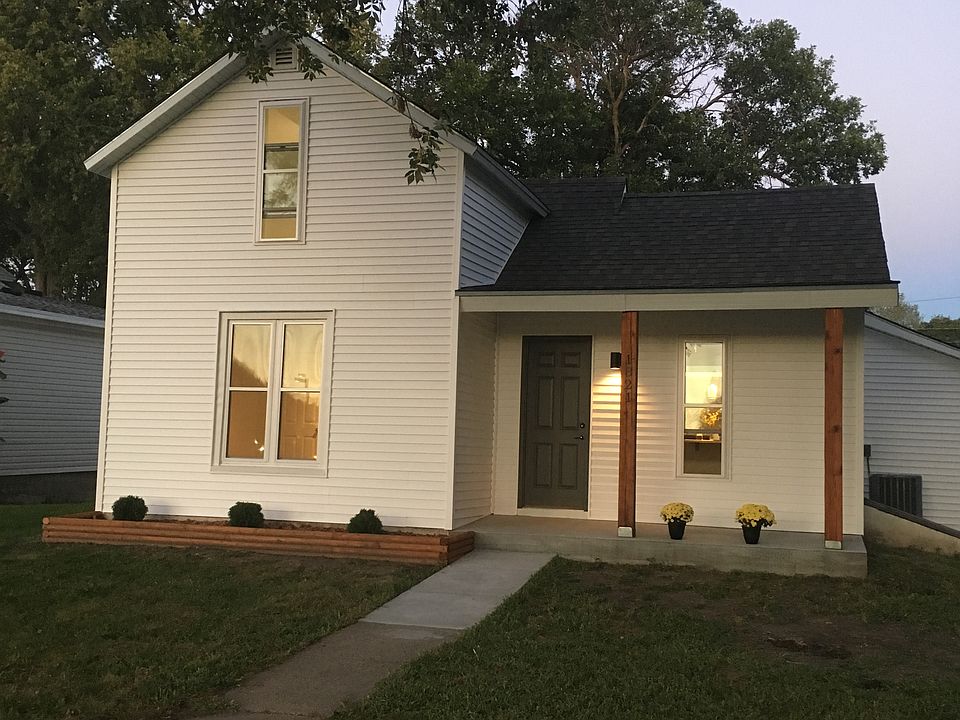 New roof, windows, & siding