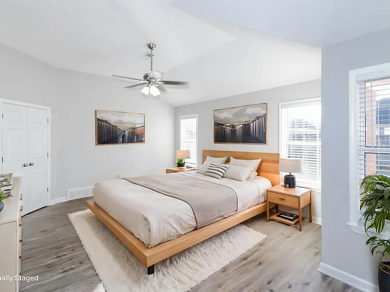 1655 Torrington Dr — Photo 12