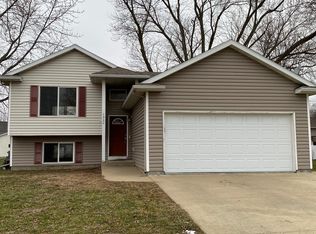 1902 20th St SW, Austin, MN 55912