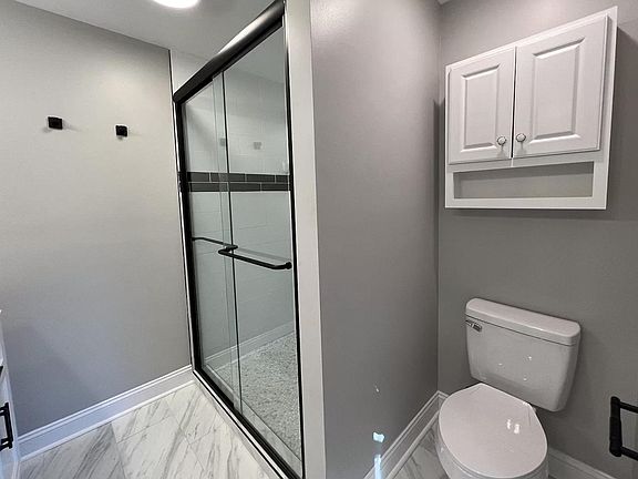 5th image of 2116 Kennedy St