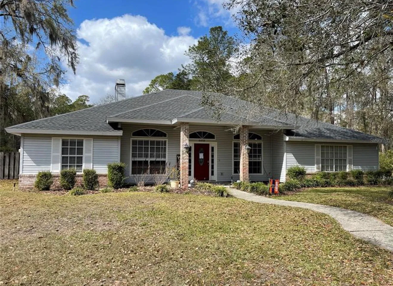 4 bed, 2024 sqft, $3,650 — Photo 1