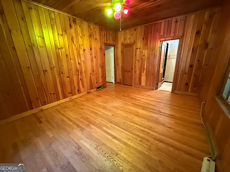 998 Highland Cir SE — Photo 25