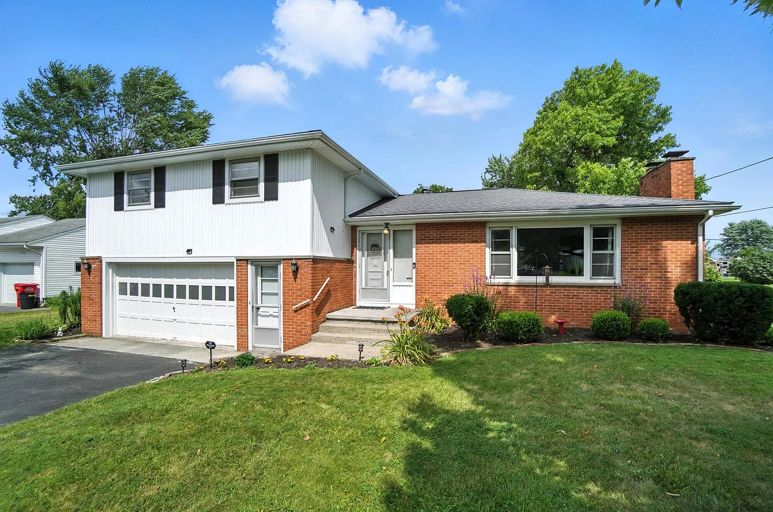 522 Carolyn Dr photo 1
