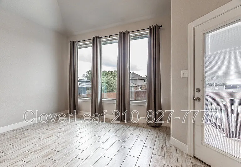 3718 Avia Oaks — Photo 20
