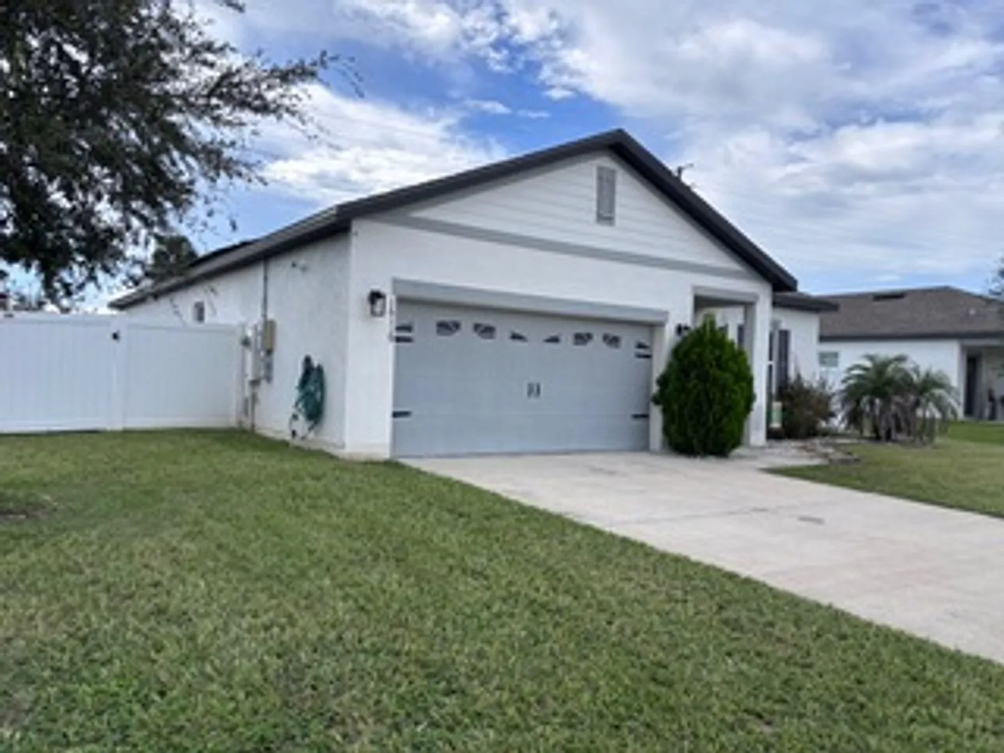 ~4/2~ Florets Drive ~ Cherry Lake Landing ~ Fenced Back Yard! — Photo 1