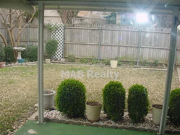 2nd image of 350 Wildbriar Dr