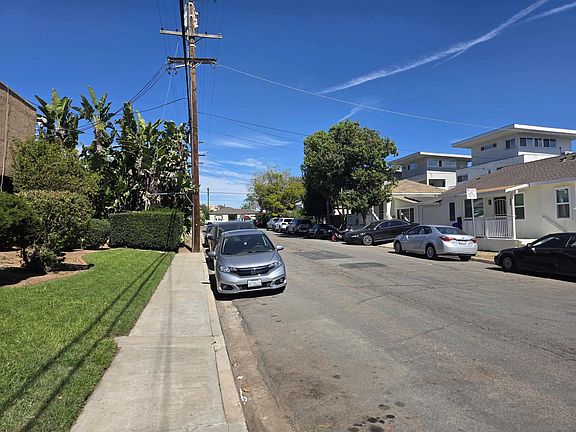 3rd image of 4844 68th St Unit 3