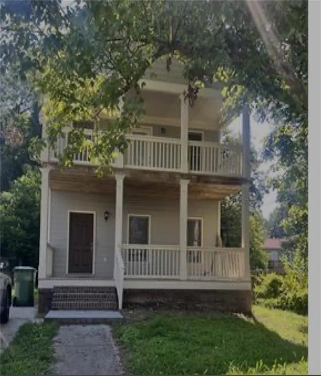 3 bed, 2.5 bath, 1594 sqft, $3,150 — Photo 1