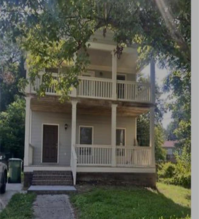 1st image of 15 Ollie St NW