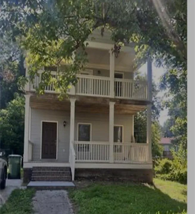 15 Ollie St NW