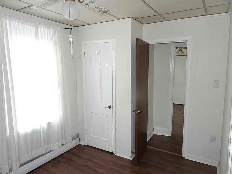 928 High St — Photo 11