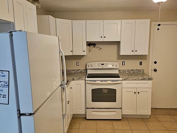 3rd image of 33 River St APT 2