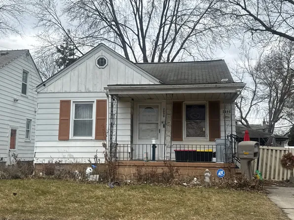 2090 Russell Ave, Lincoln Park, MI 48146