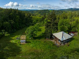 13 SW Arnett Rd, White Salmon, WA 98672