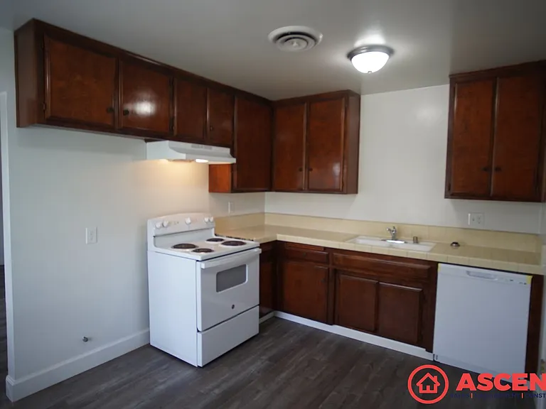 4717 Buckley Way (W & A) — Photo 7